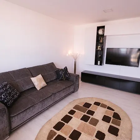 Apartament Axa